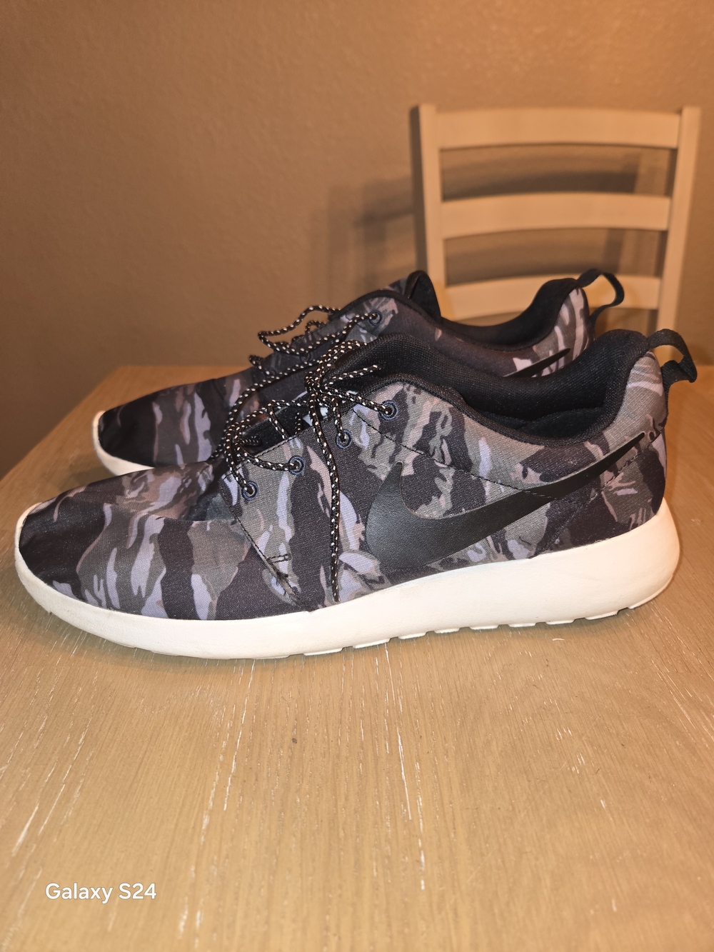 Nike Men’s Sz 10.5 Rosherun GPX Camo Sneakers